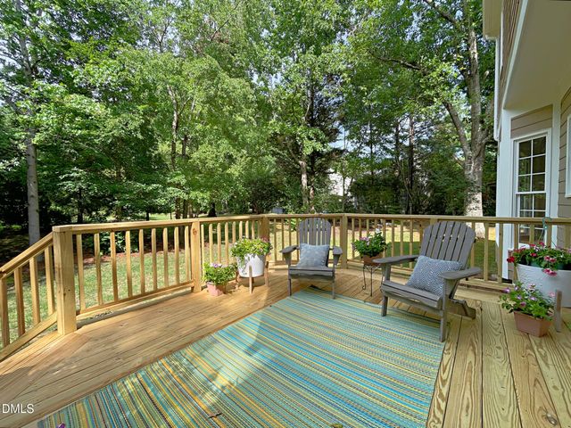 102 Ashtree Court, Cary, NC 27519
