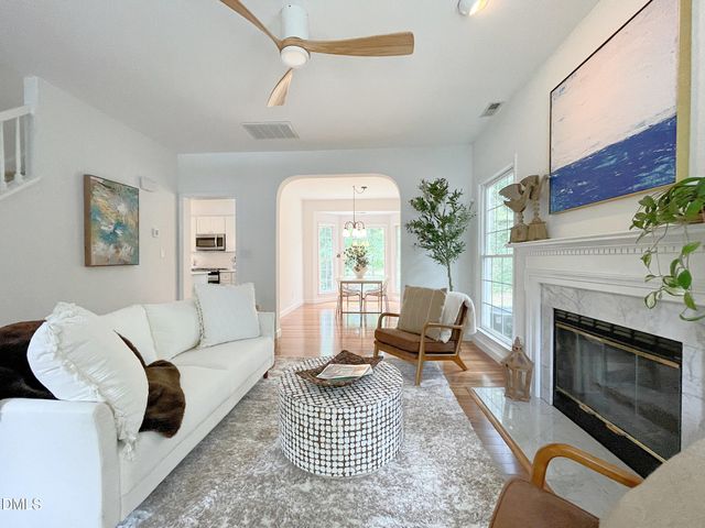 102 Ashtree Court, Cary, NC 27519