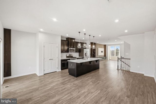 7917 GLADDEN FARM WAY, Hanover, MD 21076