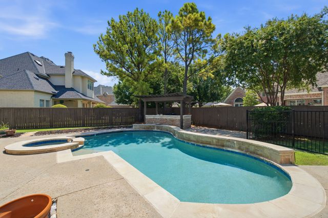 2001 Thames Trail, Colleyville, TX 76034
