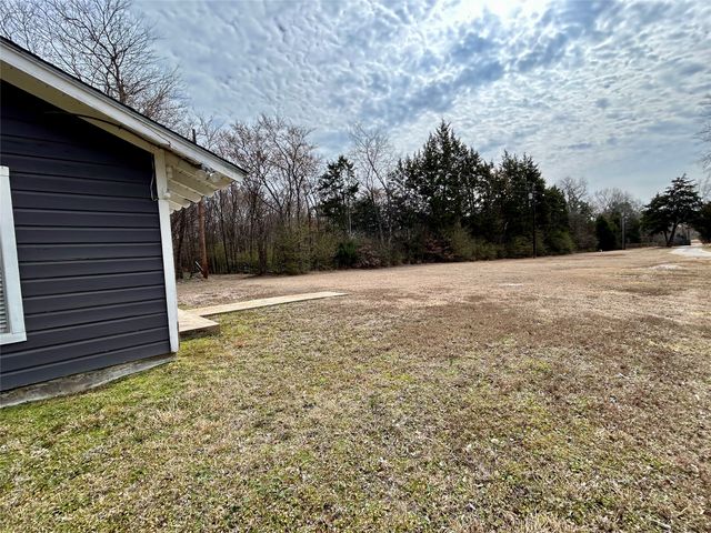 1586 Fm 2324, Emory, TX 75440