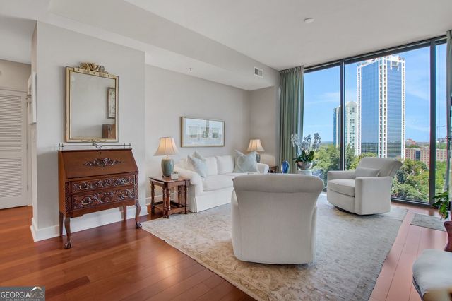 2795 Peachtree Road NE 1205, Atlanta, GA 30305