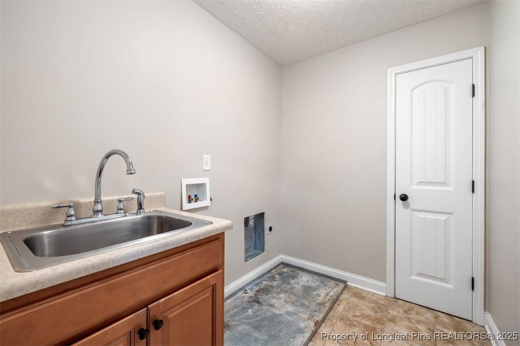 400 Oakridge Drive, Raeford, NC 28376 — photo 28