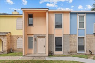 6702 Everhart D102, Corpus Christi, TX 78413
