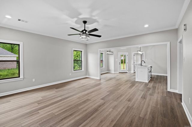 22 Ledrick Circle, Mayflower, AR 72106