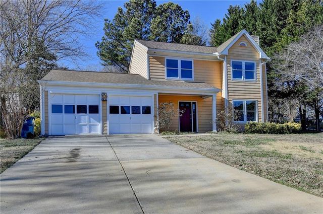 2082 Montgomery Trail, Duluth, GA 30096