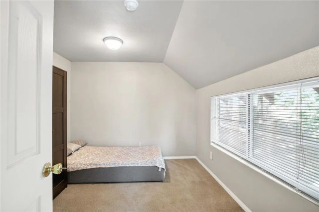 15 Ponderosa Pike, Running Springs, CA 92382