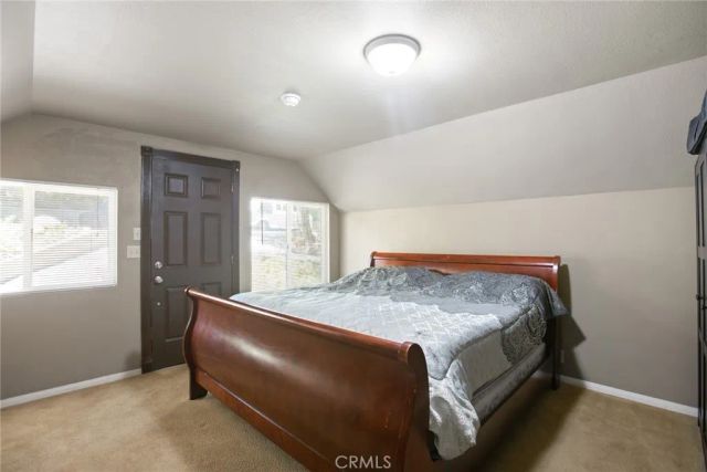 15 Ponderosa Pike, Running Springs, CA 92382