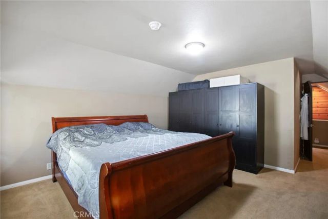 15 Ponderosa Pike, Running Springs, CA 92382