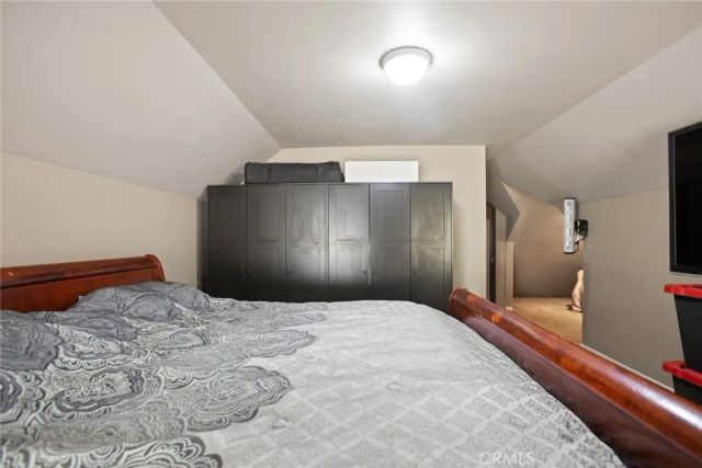 15 Ponderosa Pike, Running Springs, CA 92382
