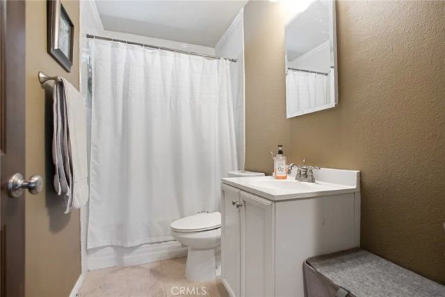 15 Ponderosa Pike, Running Springs, CA 92382