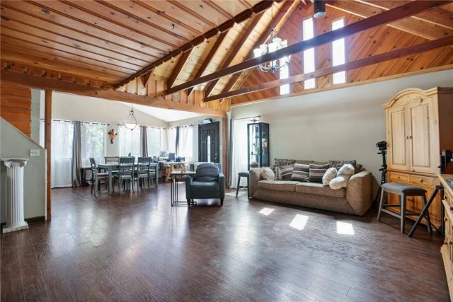15 Ponderosa Pike, Running Springs, CA 92382