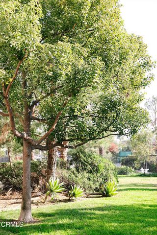 2753 Waverly Drive 302, Los Angeles, CA 90039