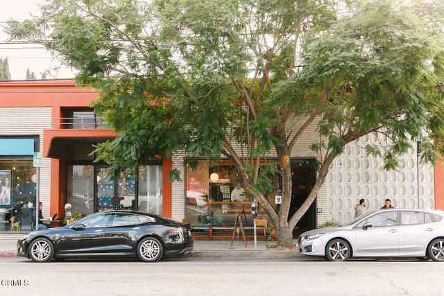 2753 Waverly Drive 302, Los Angeles, CA 90039