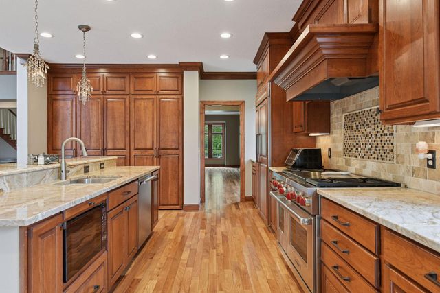 17558 George Moran Drive, Eden Prairie, MN 55347