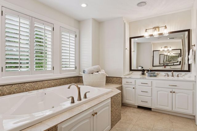 17558 George Moran Drive, Eden Prairie, MN 55347