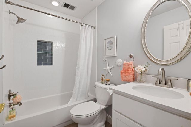 17558 George Moran Drive, Eden Prairie, MN 55347