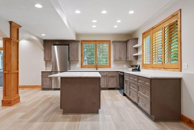 17558 George Moran Drive, Eden Prairie, MN 55347