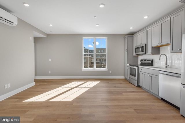 6712 RIDGE AVE #402, Philadelphia, PA 19128