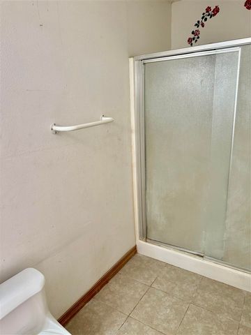 11207 NE 165th St, Fletcher, OK 73541