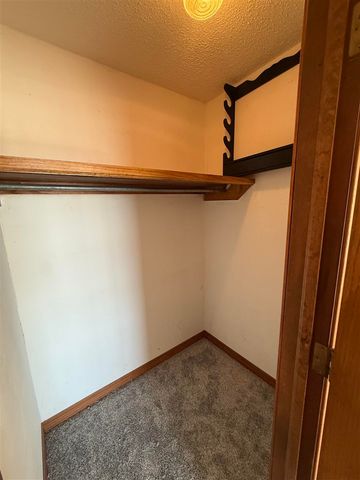 11207 NE 165th St, Fletcher, OK 73541