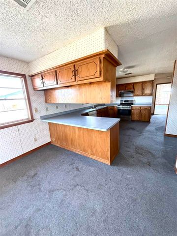 11207 NE 165th St, Fletcher, OK 73541