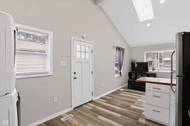 1518 N Chester Avenue, Indianapolis, IN 46201