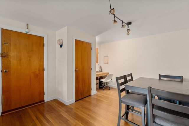 14 Commonwealth Court 11, Boston, MA 02135