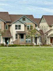 91 Almond Ct, San Rafael, CA 94903