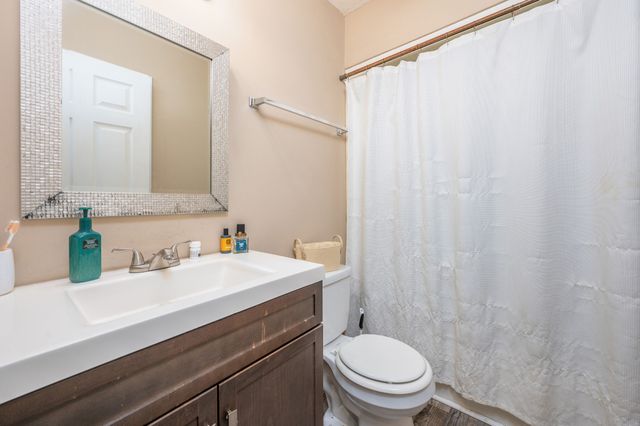 216 Tobacco Rd, Clarksville, TN 37042