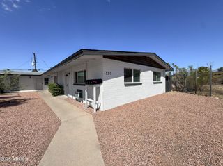 1320 N 48TH Place 3, Phoenix, AZ 85008