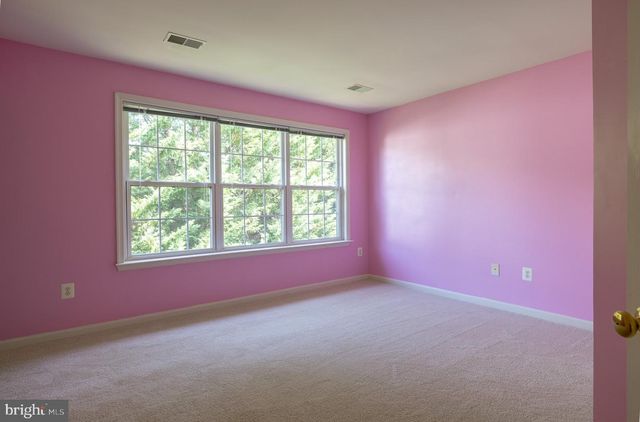 2051 MADRILLON RD, Vienna, VA 22182