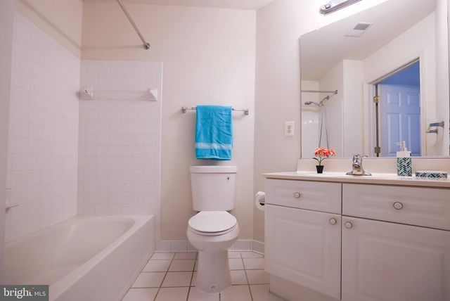 2051 MADRILLON RD, Vienna, VA 22182