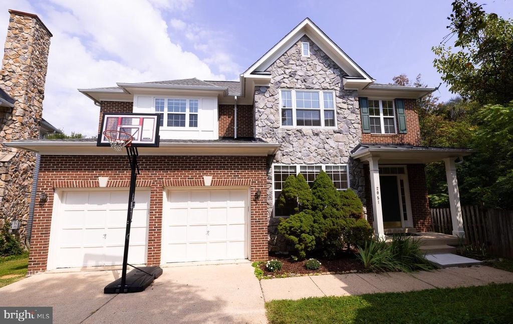 2051 MADRILLON RD, Vienna, VA 22182