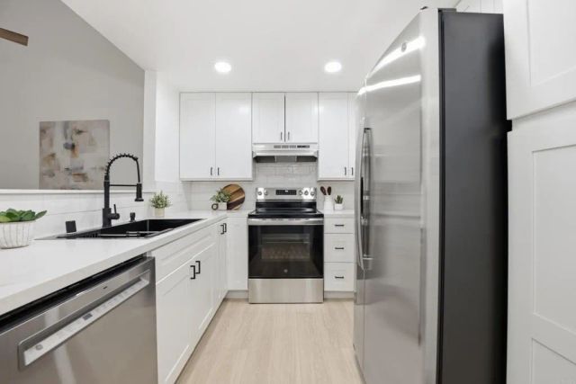 980 Lupine Hills Drive 83, Vista, CA 92081