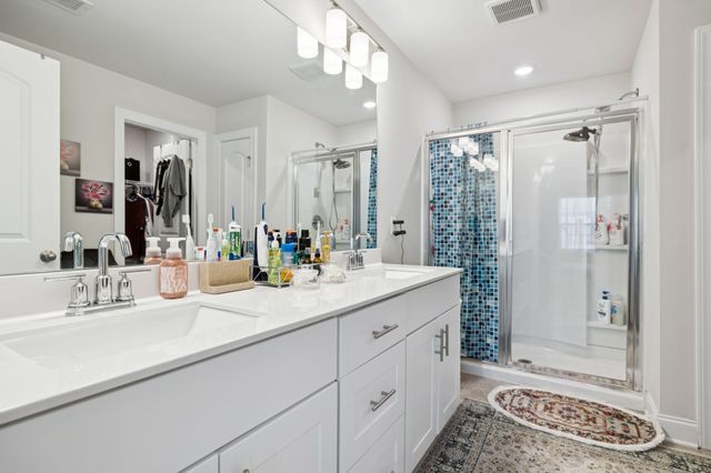 427 Deveron Dr, Gallatin, TN 37066