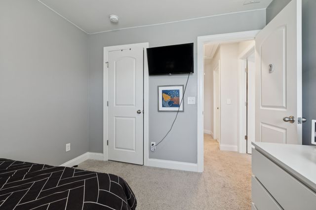 427 Deveron Dr, Gallatin, TN 37066