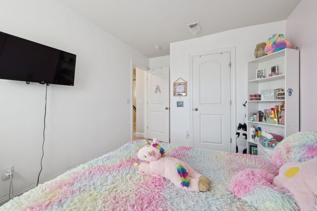 427 Deveron Dr, Gallatin, TN 37066