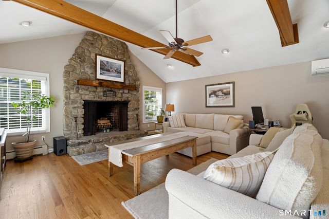 313 Old Post Road, Fairfield, CT 06824