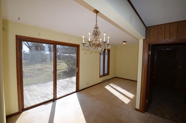 951 W Walworth AVENUE, Whitewater, WI 53190