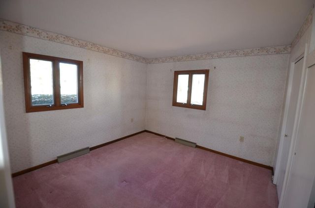 951 W Walworth AVENUE, Whitewater, WI 53190