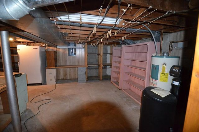 951 W Walworth AVENUE, Whitewater, WI 53190