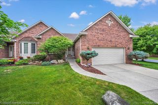 1518 Wildwood Court, Flint Charter Township, MI 48532