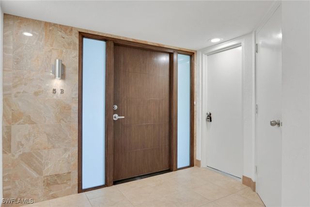 4251 Gulf Shore BLVD N 5B, Naples, FL 34103