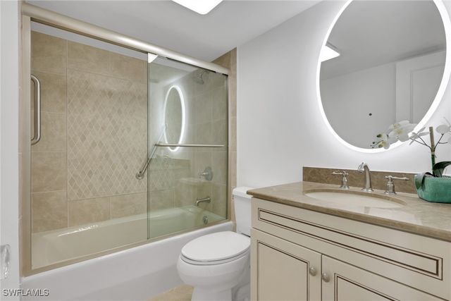 4251 Gulf Shore BLVD N 5B, Naples, FL 34103