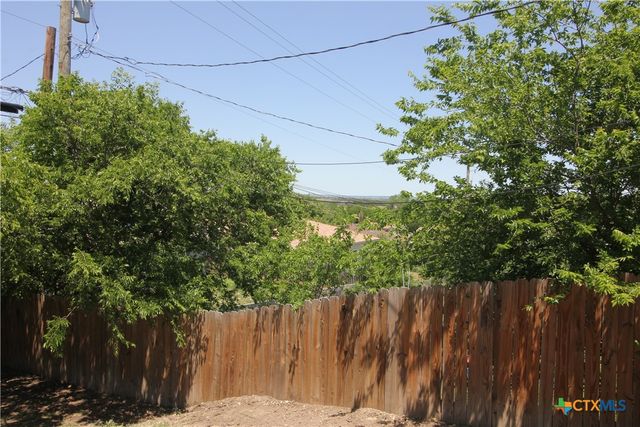 919 N 19th Street, Copperas Cove, TX 76522