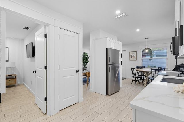 3014 GULF DRIVE, Holmes Beach, FL 34217