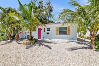 3014 GULF DRIVE, Holmes Beach, FL 34217