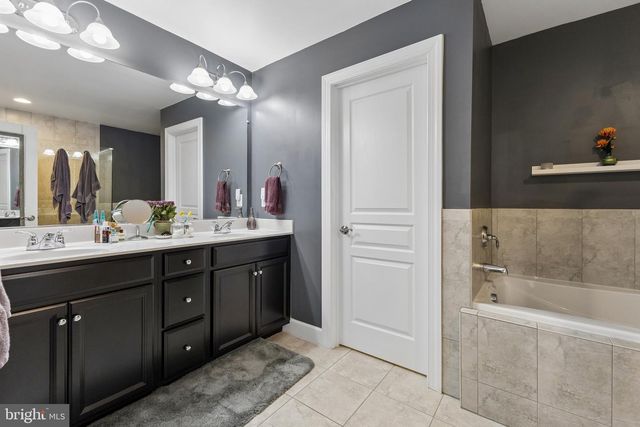 16655 DANRIDGE MANOR DR, Woodbridge, VA 22191