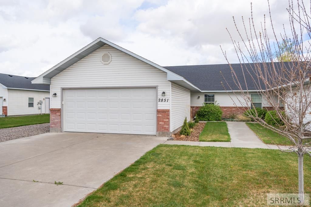 Image 1 of property listing at 2851 E Chasewood Drive, Ammon, ID 83406